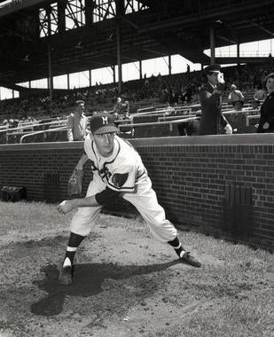 spahn warren hall fame baseball 2870 bl library national milwaukee braves 1954 posed pitching circa photograph